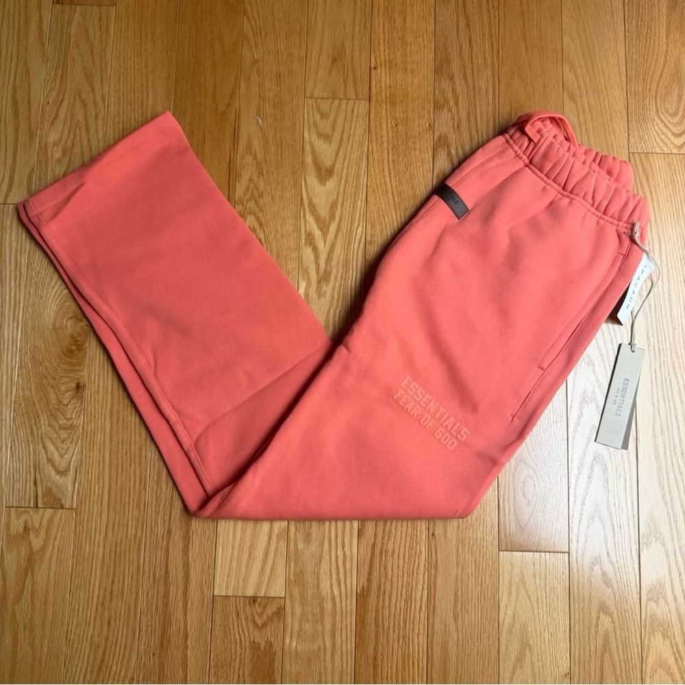 Essentials men’s Coral relaxed Sweatpants